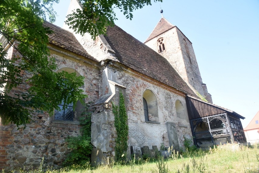 Krzepielów. Miejsce pochówku dawnych właścicieli wsi