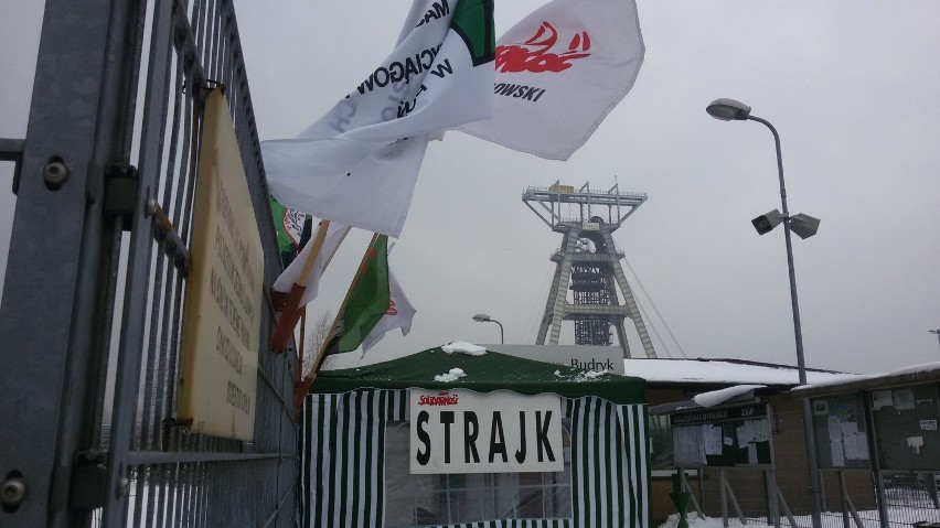 KWK Budryk w Ornontowicach: Protest trwa i to podwójny. Także przeciwko zwolnieniu związkowców