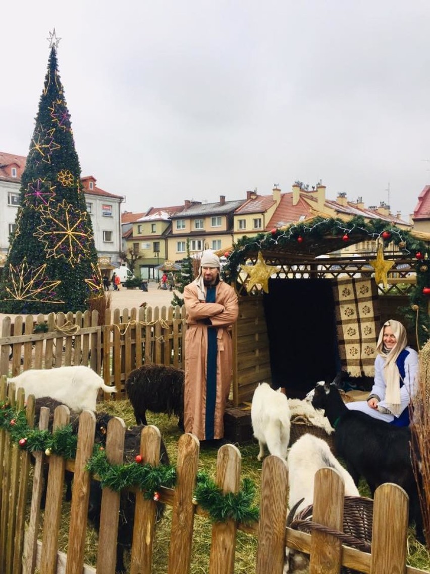 Weekend na Jarmarku Świątecznym w Żorach - szopka, koncerty i zabawa ZDJĘCIA