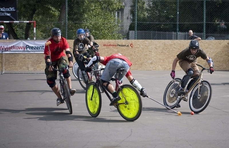 Reprezentanci Poznania w konkurencji bike polo rywalizowali...
