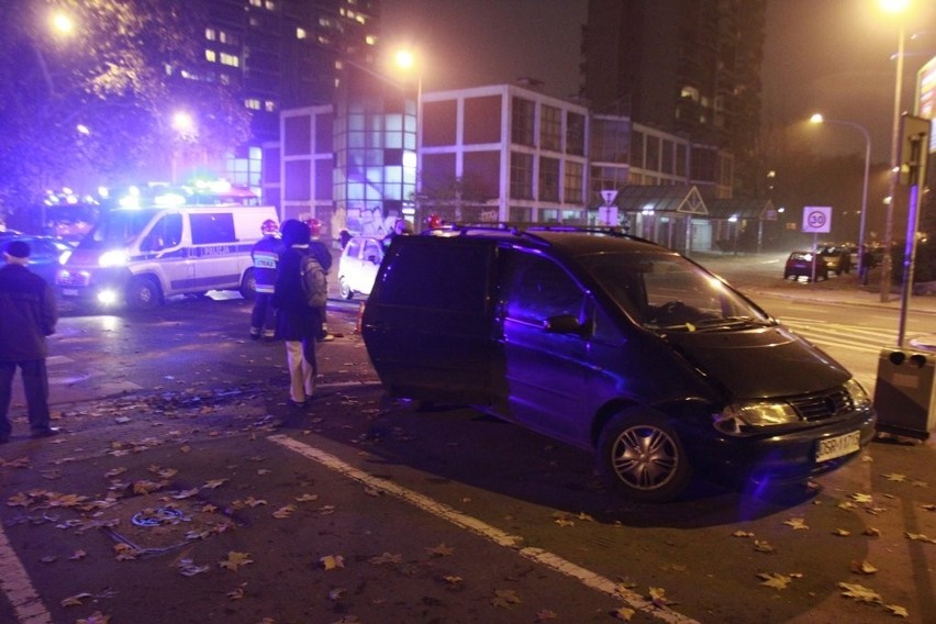 Wrocław: Wypadek na skrzyżowaniu Litomskiej i Zachodniej (ZDJĘCIA)