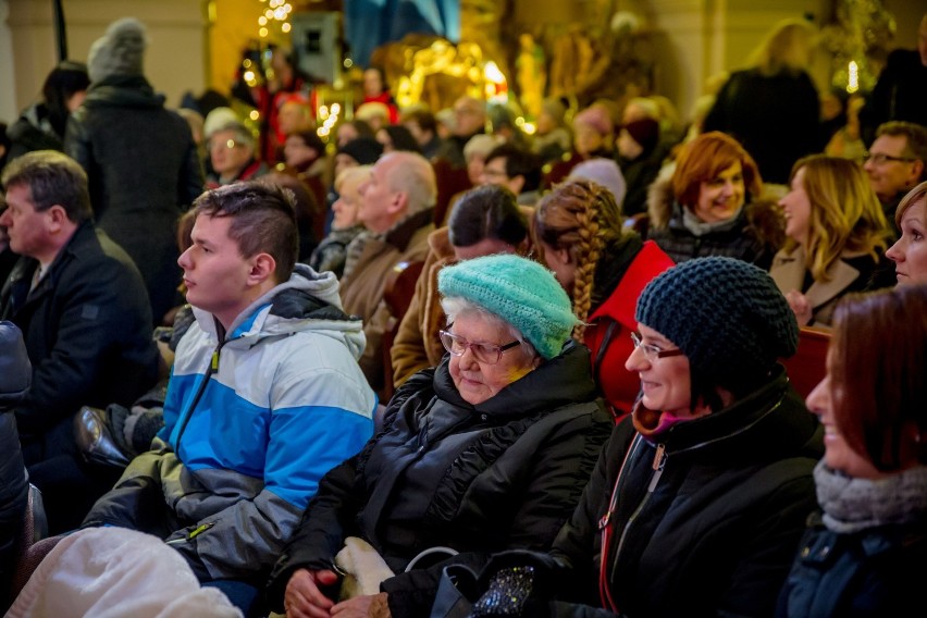 W kościele parafialnym w Starych Bogaczowicach odbędzie się koncert promujący kolejną, wydaną tam, świąteczną płytę