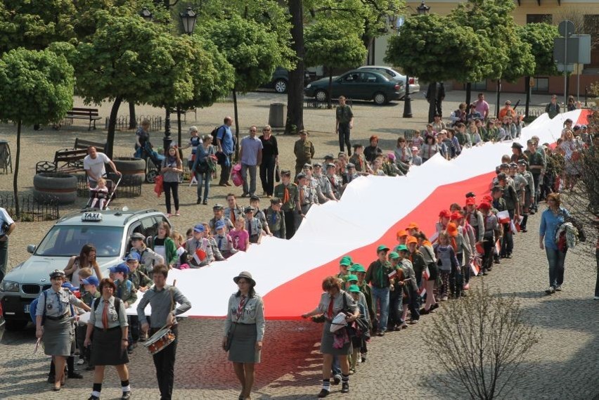 Kutnianie uczcili Dzień Flagi Rzeczpospolitej Polskiej [ZDJĘCIA]