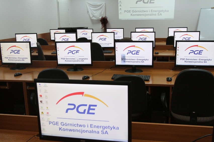 Komputery ufundowała firma PGE Górnictwo i Energetyka...
