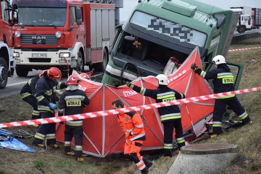 Śmiertelny wypadek na obwodnicy Nowych Skalmierzyc miał...