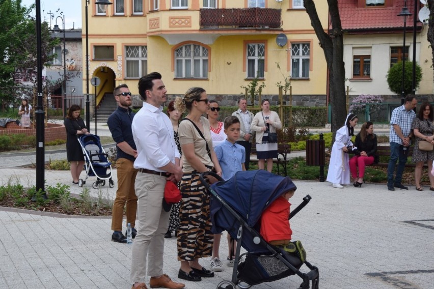 Tłum wiernych uczestniczył w procesji Bożego Ciała parafii p.w NMPKP w Lęborku