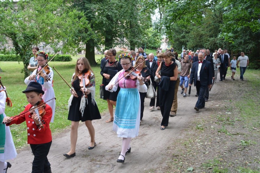 Dąbrówka Wlkp. Z muzyką przez świat - Koncert dyplomowy Filipa Pietrzaka 