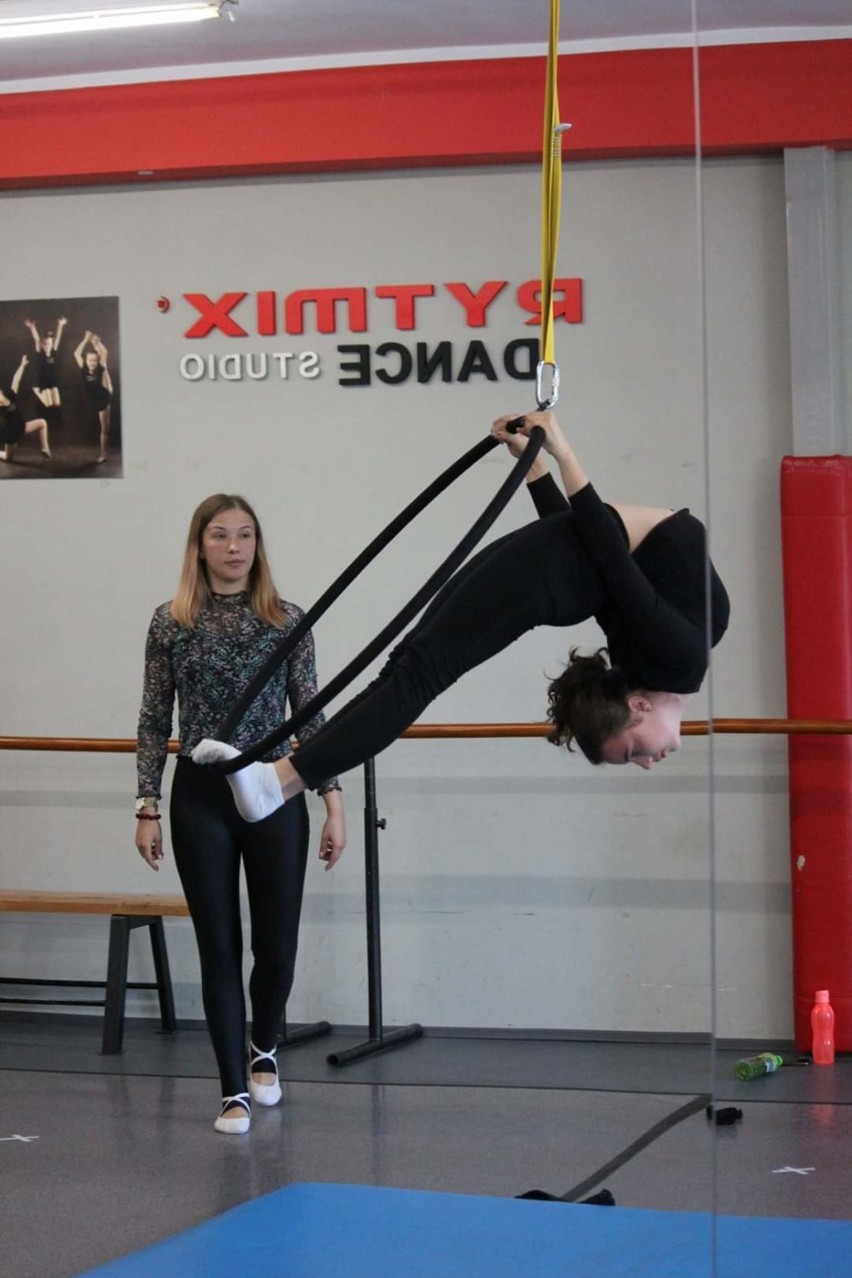 Studia Tańca Rytmix zaprasza na wakacyjne warsztaty z Aerial Hoop