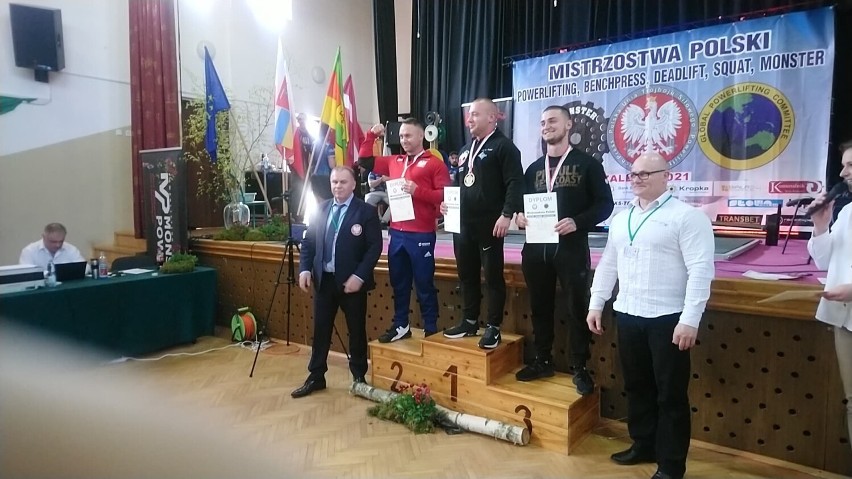 Wiesław Kiwacki i Monika Nowicka-Tymecka znów w świetnej formie. Medale głogowian