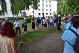 Nowy Tomyśl: Mieszkańcy bloków przy ulicy Nowej protestują przeciw wysokim cenom za ogrzewanie mieszkań!