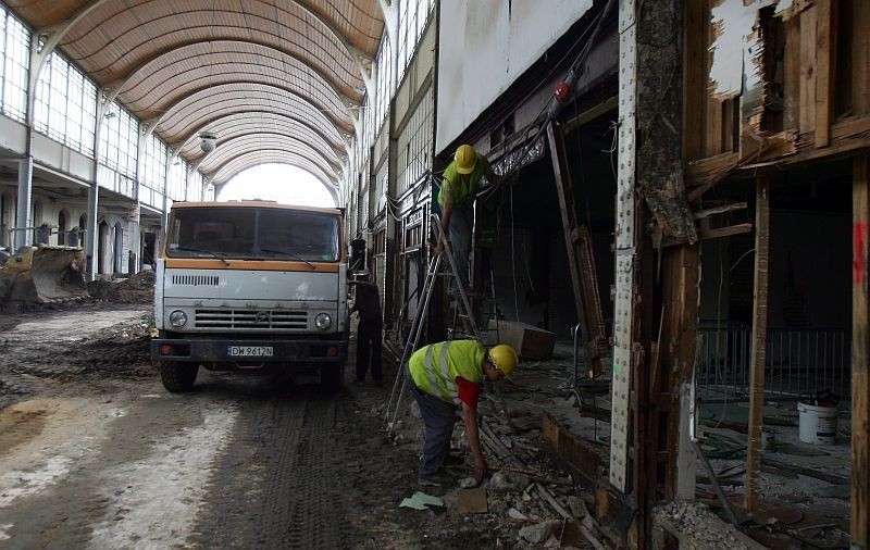 Wrocław: Zobacz jak postępuje remont Dworca Głównego (ZDJĘCIA i FILM)