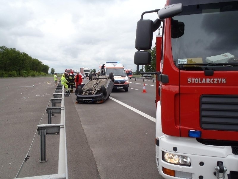 Śmiertelny wypadek na A2, koło Wrześni.