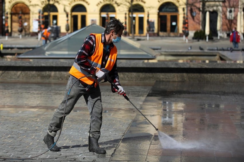 Kraków przygotowuje się na drugą falę koronawirusa. Co planuje magistrat?