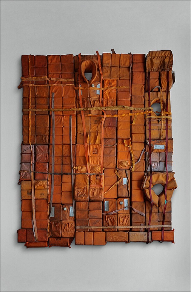 Adrian Kolerski "Kapok 2", kapok, tkanina polipropylenowa, 230 x 180 x 10 cm, 2021