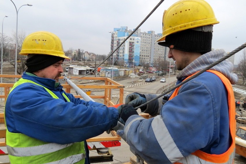 Wrocław: W trakcji tramwajowej na Kozanów już płynie prąd