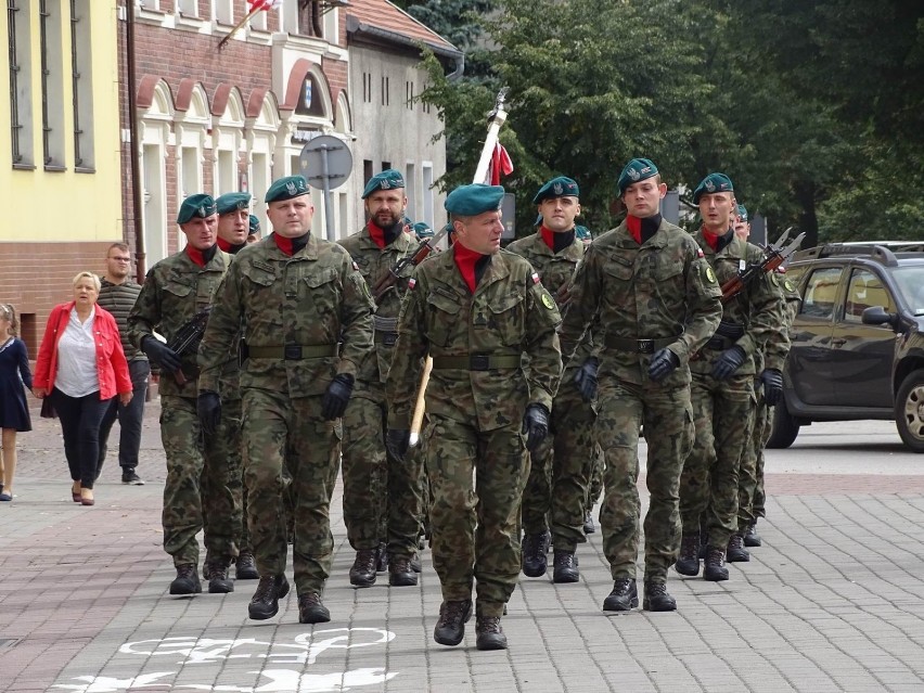 Dziś w Chełmnie, przy Grobie Nieznanego Żołnierza, uczczono...