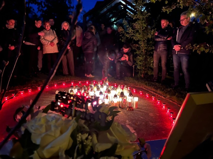 Mieszkańcy gminy Jaworze uczcili we wtorek 9 maja wieczorem...