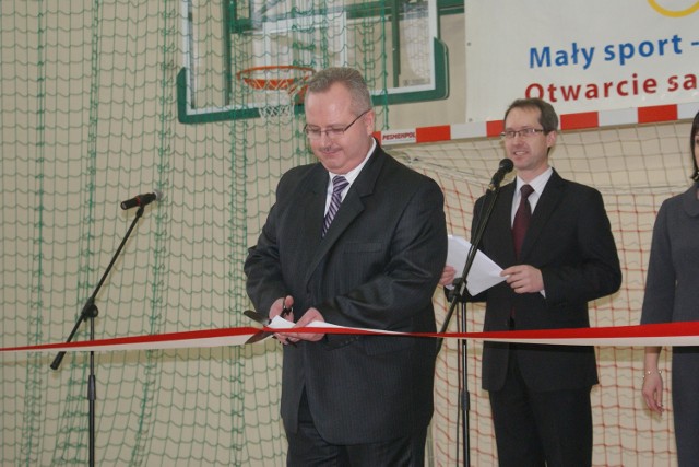 Wójt gminy Sieradz Jarosław Kaźmierczak (od lewej)