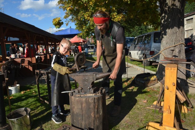 Impreza odbywa się w nyskim ZAZ przy ul. Grodkowskiej 54. Potrwa także w  sobotę w godz. 13-19.