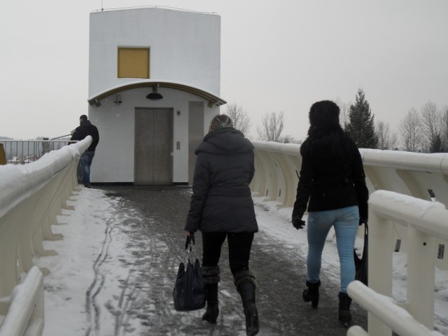 Jaworznianie woleliby korzystać z windy niż ze schodów