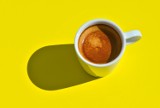 Jaki ekspres do kawy? Przelewowy, ciśnieniowy, na kapsułki, french press czy kawiarka? Jak parzenie kawy wpływa na jej zalety zdrowotne?