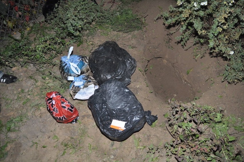 Spiczyn: Skradzione przedmioty zakopali na podwórku