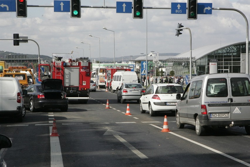 Karambol na drodze wylotowej z Krakowa. Zobacz galerię zdjęć