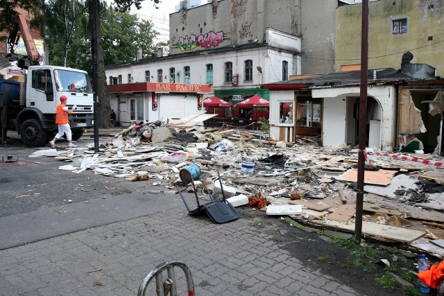 Wyburzają Chinatown przy Piotrkowskiej 138 w Łodzi.