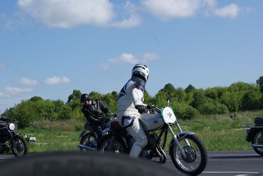 Super-Veteran: Zabytkowe motocykle po raz 8. na Torze Lublin