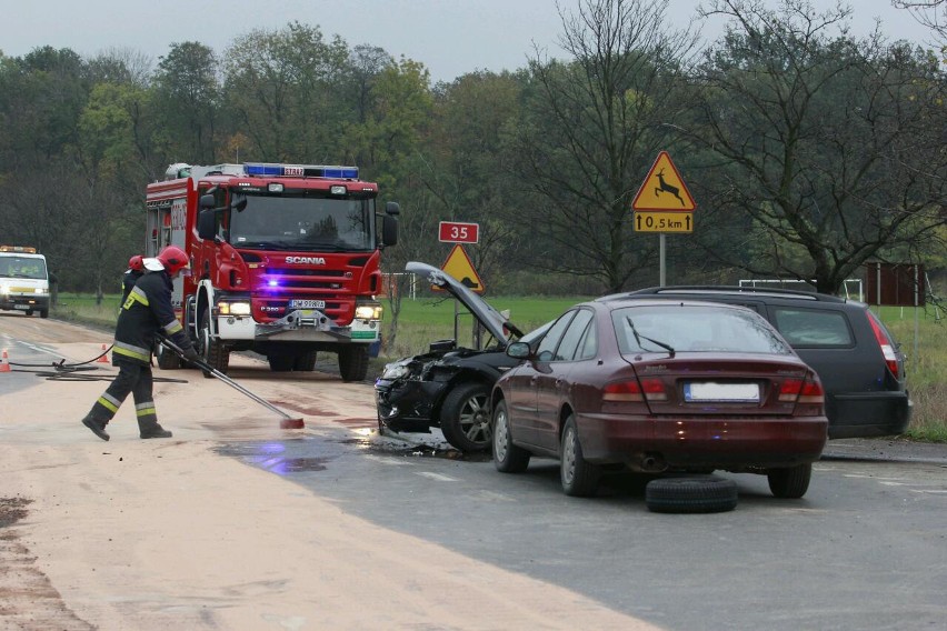 Wypadek na drodze Wrocław - Świdnica (ZDJĘCIA)