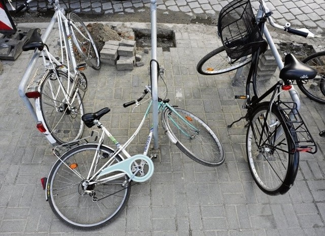 Wiosną mają skończyć się kłopoty z miejscem dla rowerów