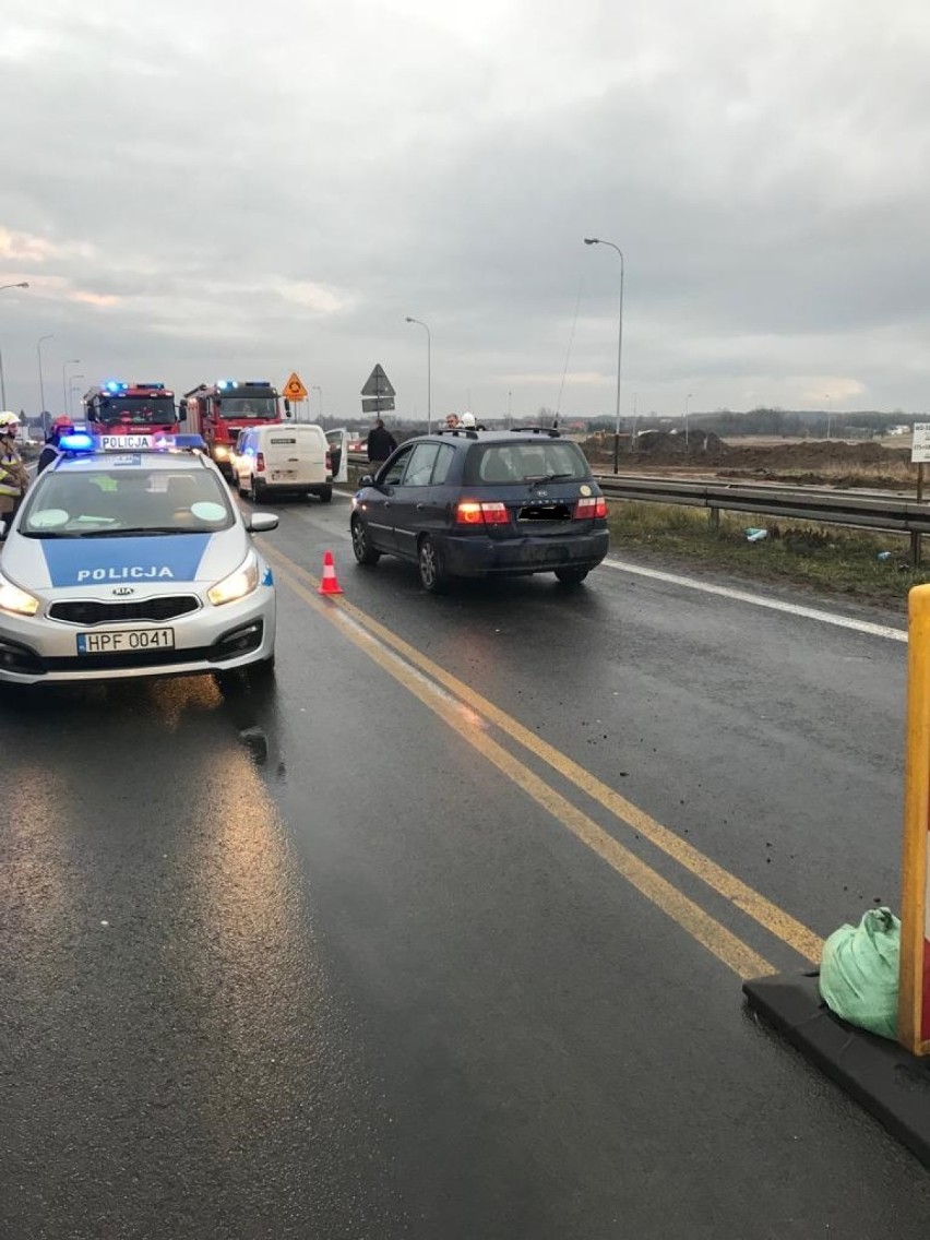 Wypadek na DK 1 w okolicach Kamieńska. Zderzyło się 5 pojazdów