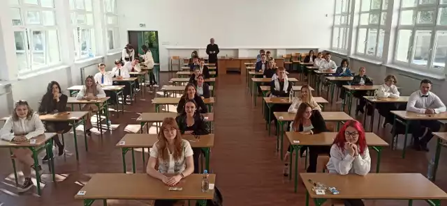37 uczniów hajnowskiego Polaka rozpoczęło dziś egzamin dojrzałości