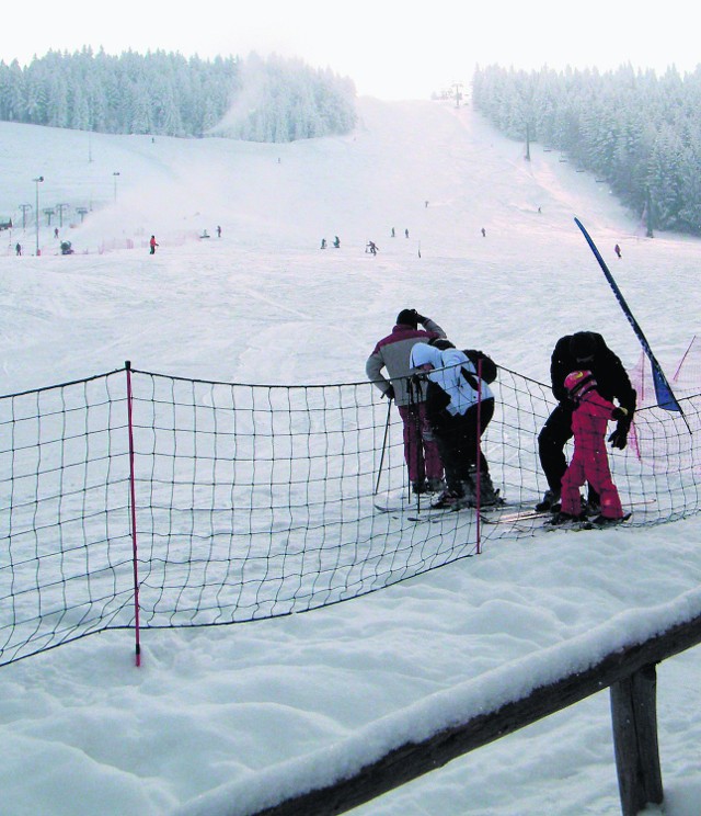 Sezon zimowy w pełni, a na stokach stacji Limanowa-Ski brakuje narciarzy