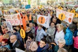 Wałbrzych: Protest nauczycieli na Piaskowej Górze [ZDJĘCIA i FILM]