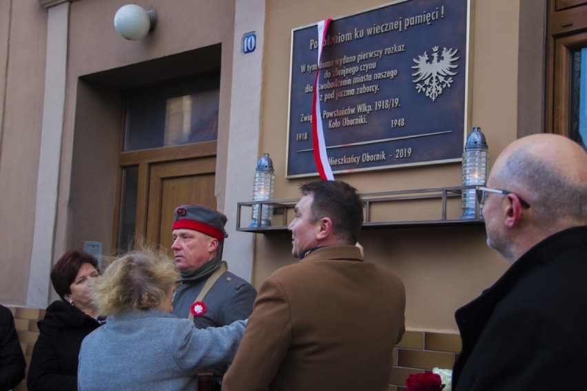 Odsłonięcie tablicy pamiątkowej na ulicy Powstańców Wielkopolskich