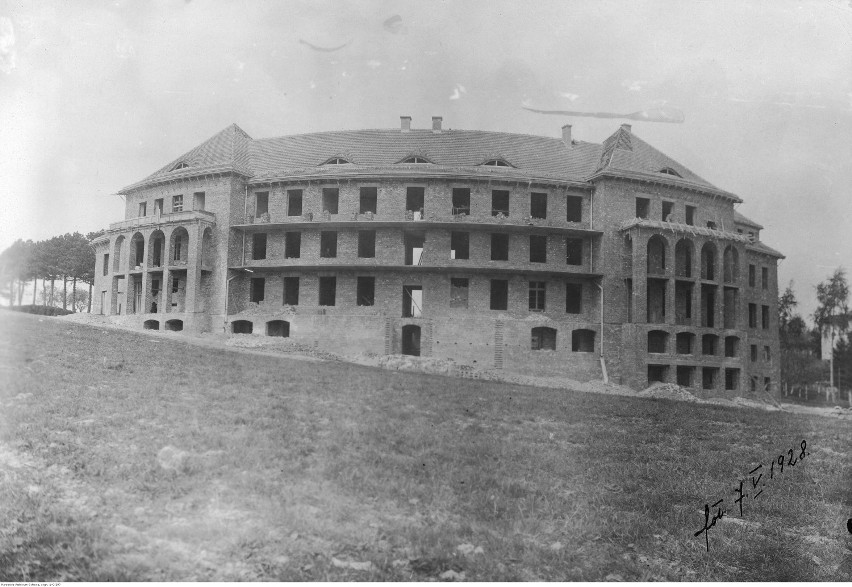 Otwarcie Sanatorium im.J.Piłsudskiego w 1928 roku w...