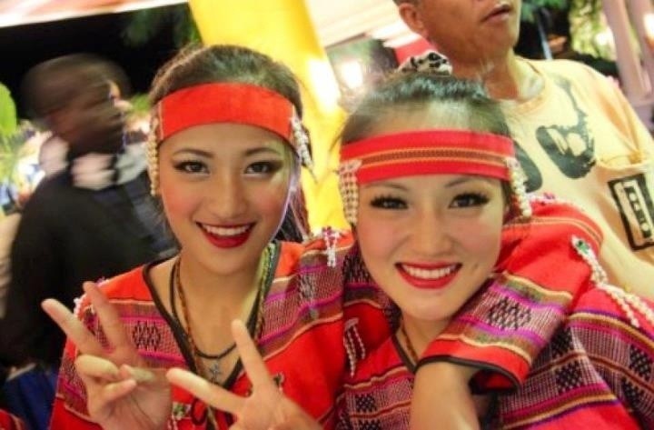Tydzień Baby: Zdjęcia z tajwańskimi tancerkami
