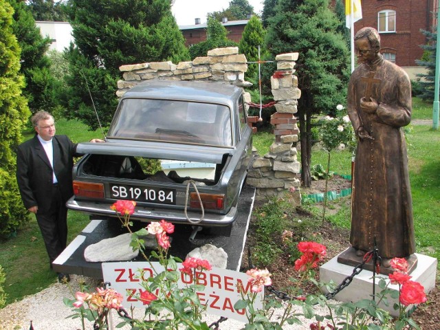Pomnik jest swego rodzaju lekcją historii Polski i Kościoła - mówi ks. Teodor Suchoń