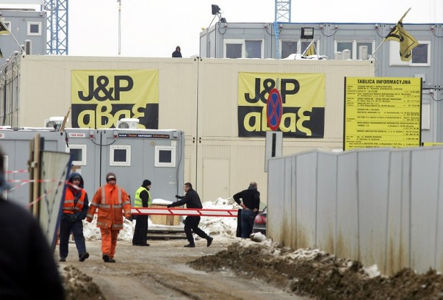 W środę na placu budowy było pusto. Już wkrótce prace mają ruszyć pełną parą