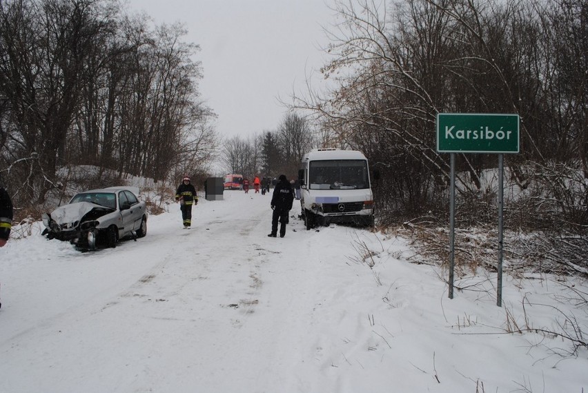 Najgroźniejszy wypadek miał miejsce wczoraj o godz. 11.00 na...