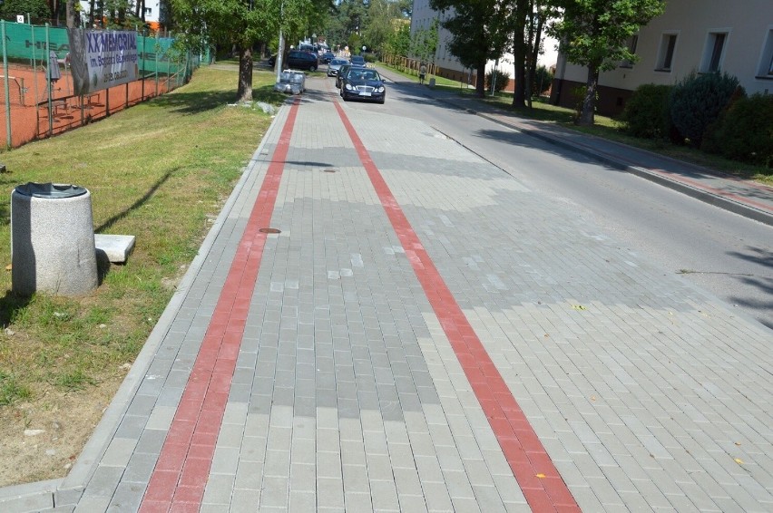 Dwie łaty na chodniku na ulicy Skoczyńskiego będą usunięte