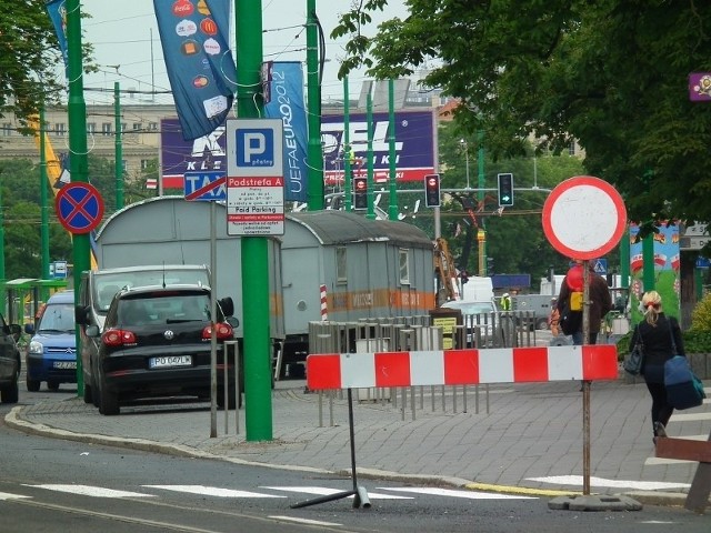 Prace na skrzyżowaniu Bukowskiej - Roosevelta.