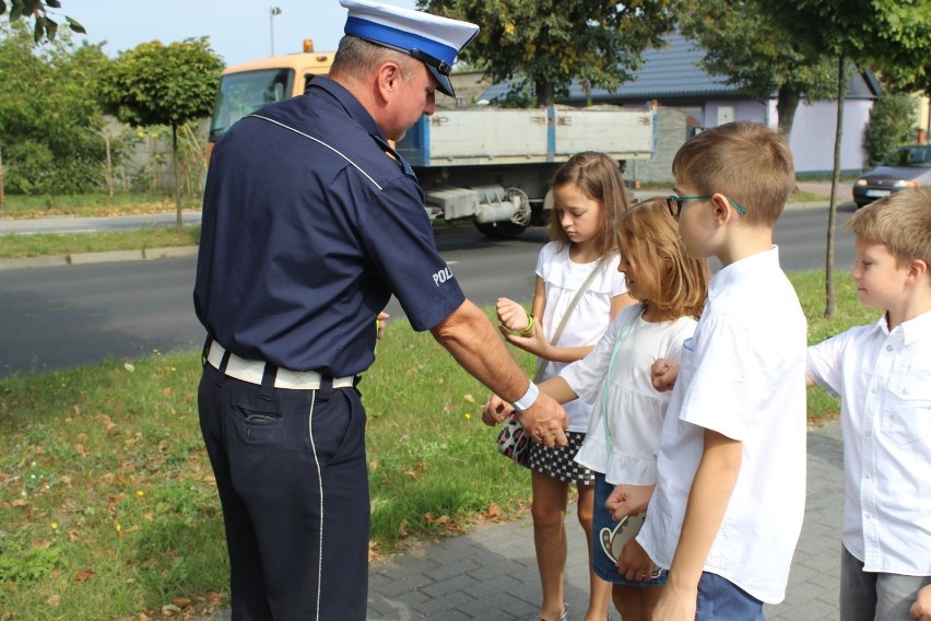 Bezpieczna droga do szkoły - akcja policji w Zduńskiej Woli