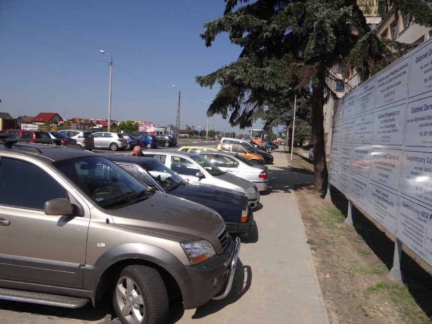 Przy Sieradzkiej powstał porządny parking [ZDJĘCIA]