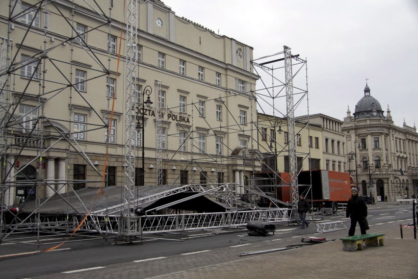 Sylwester w Lublinie: Zobacz jak rośnie scena (ZDJĘCIA)