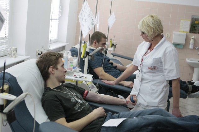 2 kwietnia rozpocznie się wiosenna edycja Wampiriady - studenci z NZS przy największych poznańskich uczelniach będą zbierać krew. Akcja potrwa do 10 maja