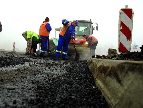 8 milionów złotych na budowę i remonty dróg to zbyt mało