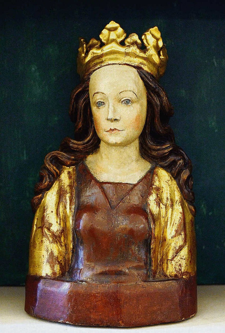 Gotycka figura świętej z muzeum w Gdańsku