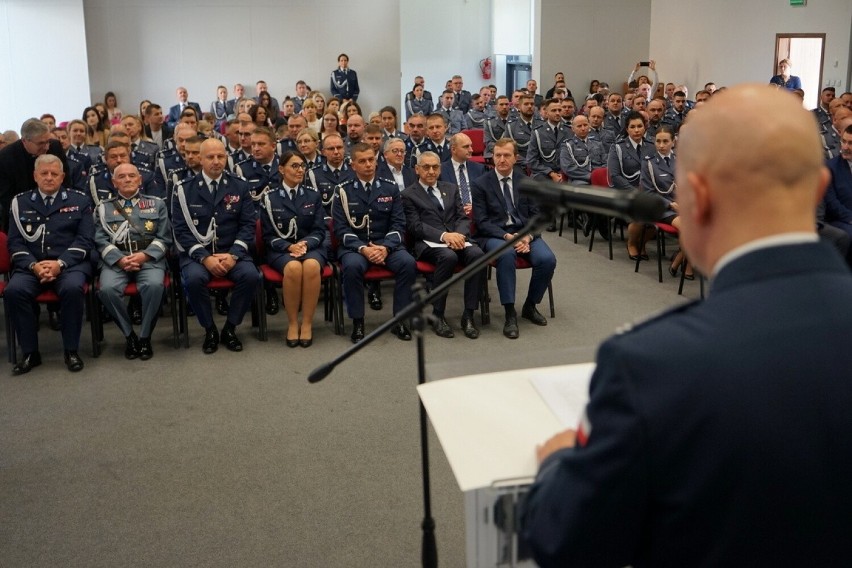 „Kryształowe Serca” otrzymało 75 policjantów - m.in. z KPP w...